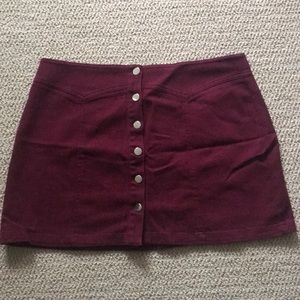 MAROON BUTTON DOWN SKIRT